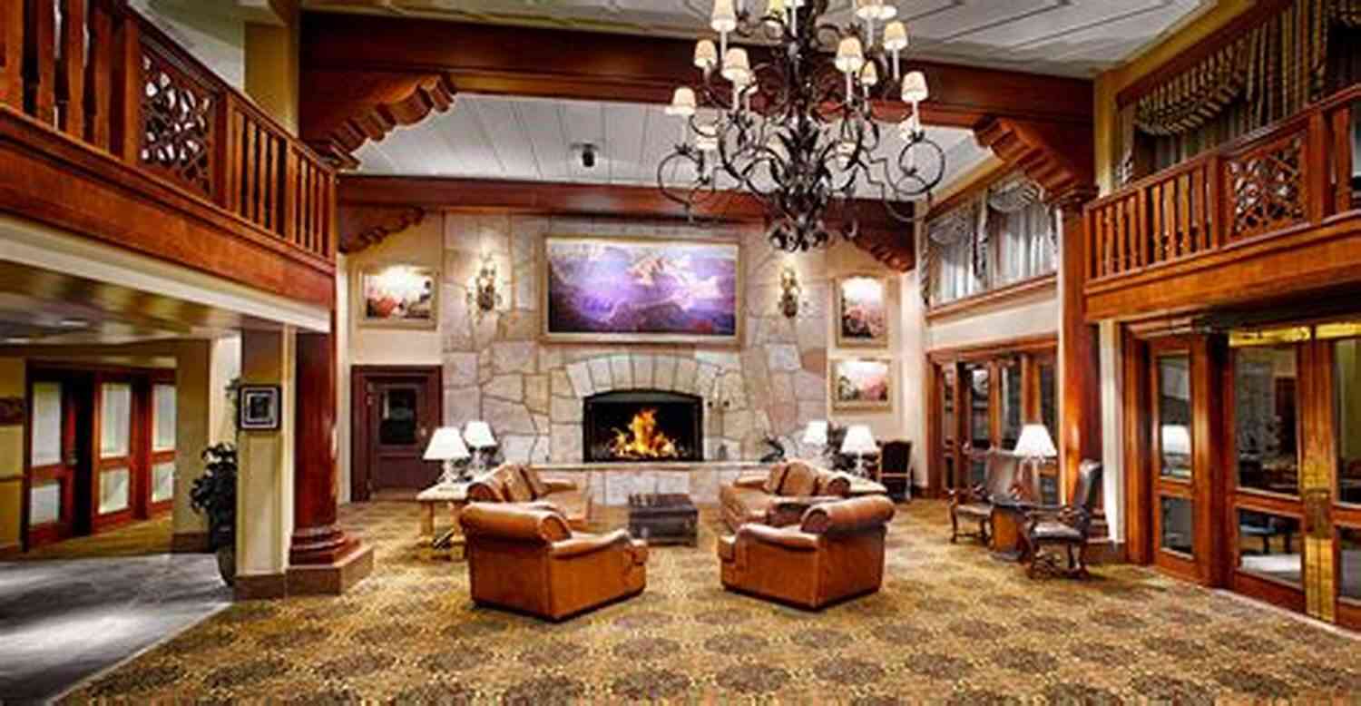 Grand Canyon Railway Hotel Leadville Colorado Southern Railroad (Railroad Adventures: Amtrak Historic And Scenic Railroads Hotels)