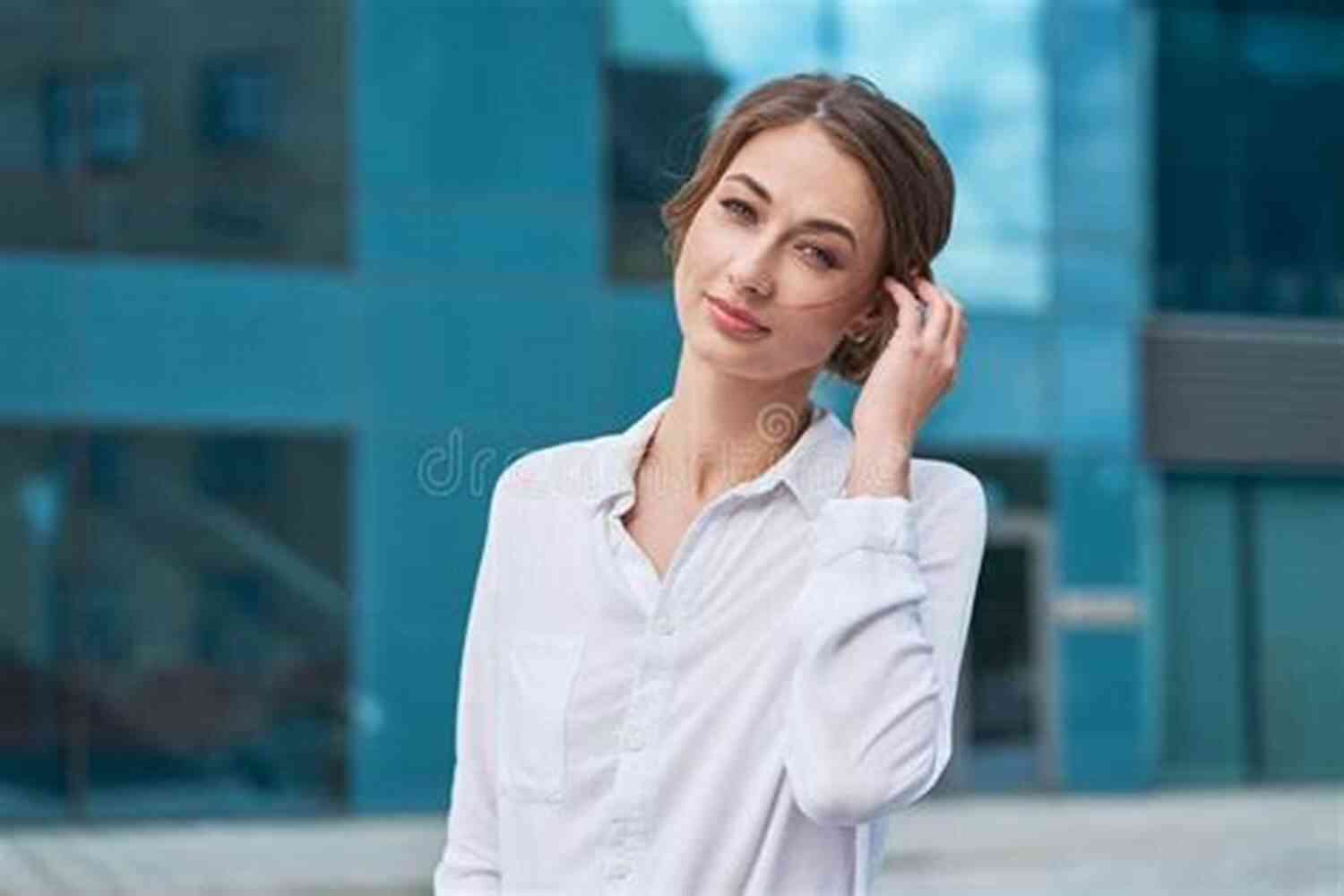Successful Woman Standing Confidently A Woman Makes A Plan: Advice For A Lifetime Of Adventure Beauty And Success